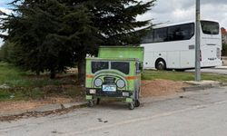 Tır motifli çöp kutusu dikkat çekiyor