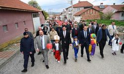 İnönü’de 23 Nisan coşkusu yürüyüşle başladı