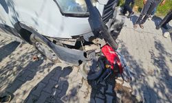 Kazada ağır yaralanan baba ve 3 yaşındaki kızını ölüm ayırdı