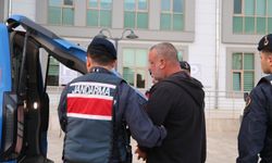 Yol kenarındaki genç kıza çarpan sürücü yakalandı