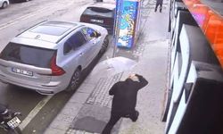 Eskişehir'de fırtınada üzerine cam düşmüştü: O anlar kamerada