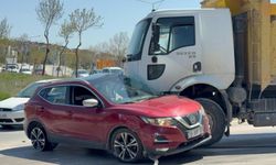 Eskişehir’de hafriyat kamyonu otomobili sürükledi: 3 kişi yaralandı!