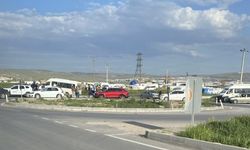 Eskişehir'de otomobil ile işçi servisi çarpıştı: 6 yaralı