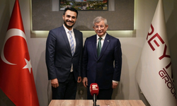 Ahmet Davutoğlu’ndan 2 Eylül Gazetesi’ne ziyaret