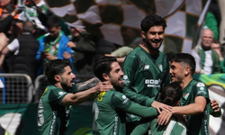 Bursaspor Eskişehir'de sevindi