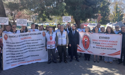 Eskişehir'de emekli veterinerler haklarını istedi: Yok sayılmayı kabul etmiyoruz