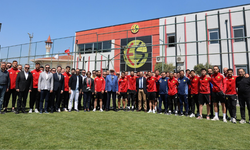 Başkanlardan Eskişehirspor’a Play-Off öncesi moral ziyareti