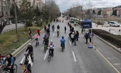 Eskişehir'de "Arabasız Pazar" uygulaması: Hangi caddeler trafiğe kapanıyor?