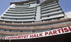 CHP'de sürpriz ayrılık! O isim istifa etti