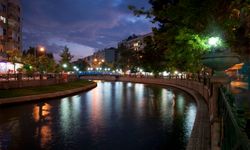 Eskişehir’in gece manzarası yenileniyor: Porsuk Çayı ve köprüler aydınlatılacak!