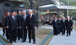 Kim Jong Un, Türk yapımı Kirpi’yi savaş müzesinde sergiliyor