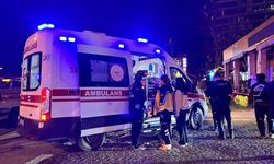 Motosiklete çarpıp refüjü aşan araç dehşet saçtı