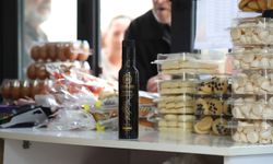 Ödüllü Dorlion zeytinyağı Halk Et Market ve Halk Ekmek büfelerinde