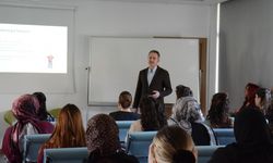 Anadolu Üniversitesi DİLKOM’dan otizmde erken müdahale semineri