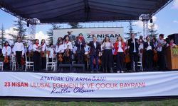 Tepebaşı’nda 23 Nisan coşkusu binlerce kişinin katılımıyla kutlandı