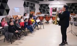 Tepebaşı’nda minikler enstrümanlarla buluştu