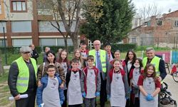 Vatan Caddesi’nde örnek dayanışma: Başkan Kurt da sahaya indi