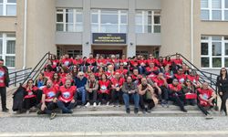 Eskişehir’de eğitimcilerden oturma eylemi: “Şiddete teslim olmayacağız”