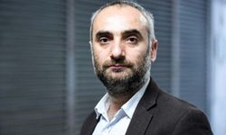 İsmail Saymaz: “CHP’nin CHP ile mücadelesi iktidar hedefini zayıflatır”