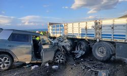 Korkutan kaza: 1'i ağır 6 yaralı