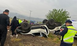 Kontrolden çıkan otomobil tarlaya devrildi: 1 yaralı