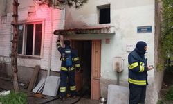 Evde çıkan yangında dumandan etkilenen 98 yaşındaki kadın hayatını kaybetti