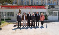Emekli cezaevi müdürü 36 yıl sonra görev yaptığı kurumu ziyaret etti