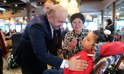 AK Parti Eskişehir İl Başkanı Albayrak, engelli bireyler ile buluştu