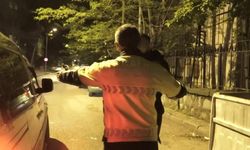 Uygulamada görüntü alan gazetecinin üzerine yürüdü: "Çekme beni senin donuna kadar alırım"
