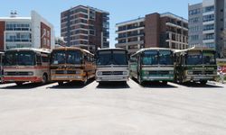 Eskişehir'de nostalji rüzgarı: Milyonluk klasik otobüsler zaman yolculuğuna çıkardı!