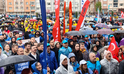 Eskişehir’de 1 Mayıs coşkuyla kutlandı: Binlerce kişi alanlardaydı