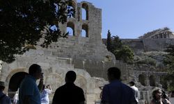 Akropolis için “satış” önerisi: Juncker'dan kriz döneminin çarpıcı teklif