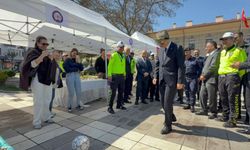 Vali Yılmaz alkol gözlüğünü taktı, futbol topunu kaleye göndermede hayli zorlandı