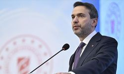 Bakan Bayraktar Eskişehir'de: "Beylikova'yı endüstriyel üretim tesisi aşamasına getirdik"