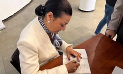 Fatma Yüzer Deniz okurlarıyla bir araya geldi