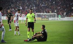 Hakem maçı katletti