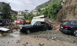 Hatay’da sağanak yağış nedeniyle müstakil ev çöktü