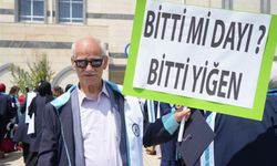 Bayburt’ta azmin hikâyesi: 71’inde başladığı üniversiteden 75 yaşında mezun oldu
