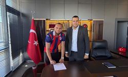 Golcü oyuncu yeni takımına imzayı attı
