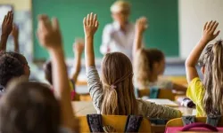 MEB duyurdu! 2026-2027 eğitim-öğretim takvimi yayınlandı: Okullar ne zaman açılacak?