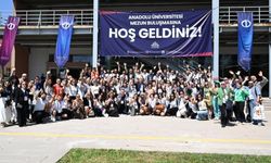 Anadolu Üniversitesi mezunları yıllar sonra aynı kampüste buluştu