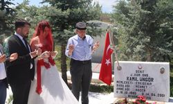 Eskişehirli genç, düğün gününde şehit amcasını unutmadı