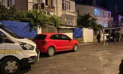 Husumetlilerin hedefi olan 2 katlı ev kurşunlandı