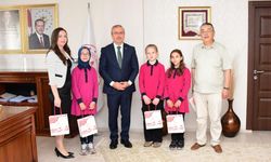 Eskişehir'de ortaokul öğrencilerinden Gazze’deki yaşıtları için anlamlı kitap