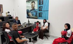 Başarılı sporculardan Beylikova Gençlik ve Spor İlçe Müdürü Gülmez’e ziyaret