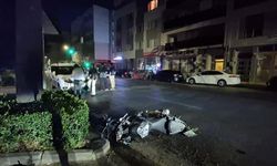 Eskişehir'de kasisten çapraz geçmek isteyen otomobile motosiklet çarptı: 2 yaralı