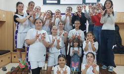 Basketbol oynamaya bekliyoruz