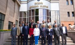Esnaf Odaları Birliği’nden Başkan Ünlüce’ye ziyaret
