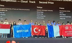 ESOGÜ Çin’den dünya ikinciliğiyle döndü: Bilgisayar mühendisliği öğrencilerinden tarihi başarı!