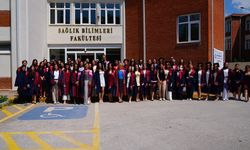 Sosyal Hizmet Bölümünde mezuniyet coşkusu